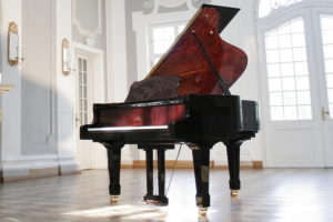 Die besten Favoriten - Suchen Sie auf dieser Seite die Estonia piano Ihrer Träume