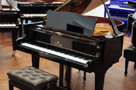 pre-owned Seiler ED-168 grand piano, full