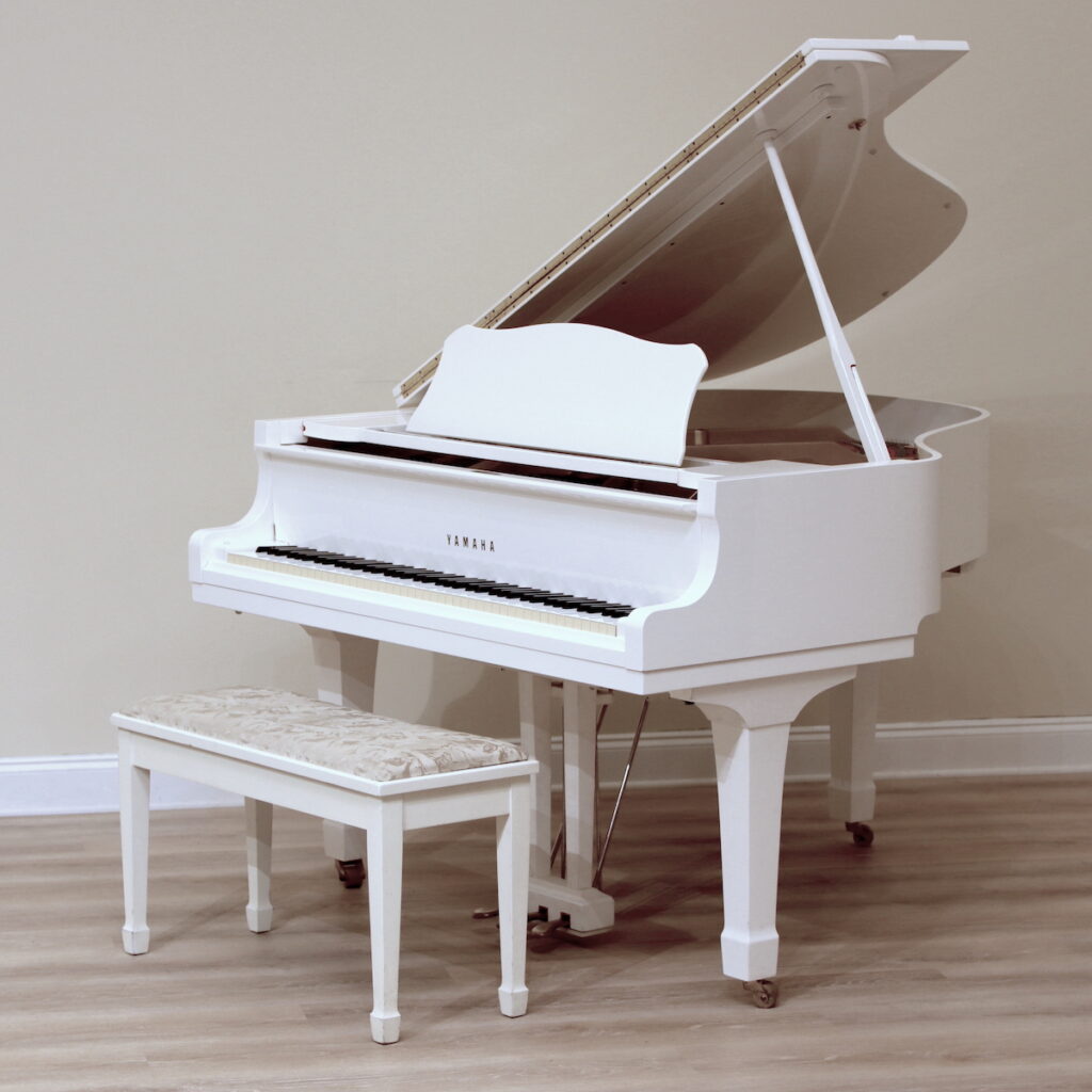 White Yamaha Baby Grand Piano for rent