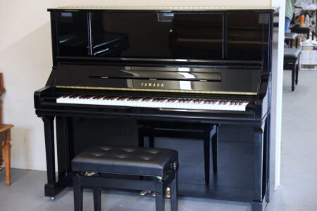 Pre-Owned Yamaha U3, made in Japan in 2003