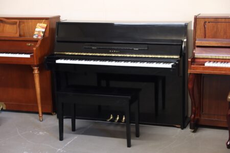 Pre-Owned Kawai CE-7, full view