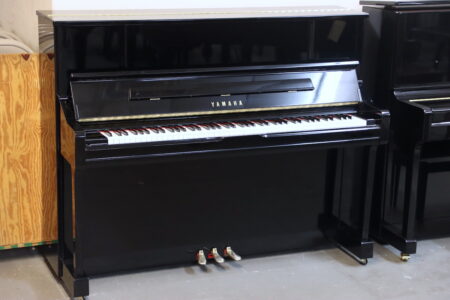 Pre-Owned Yamaha YU10 aka "Super U1" full view