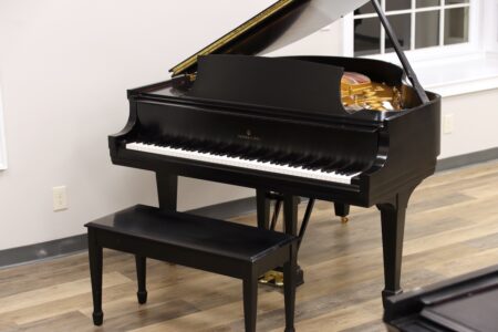 Restored 1957 Steinway model S | full view