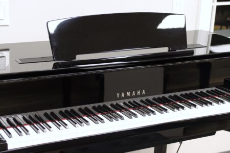 Pre-Owned Yamaha N1X hybrid piano | PianoWorks | keyboard view